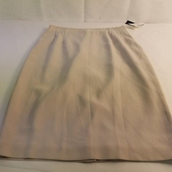 🆕Women's Liz Claiborne Pencil Skirt Size 10 NWT - Picture 1 of 8